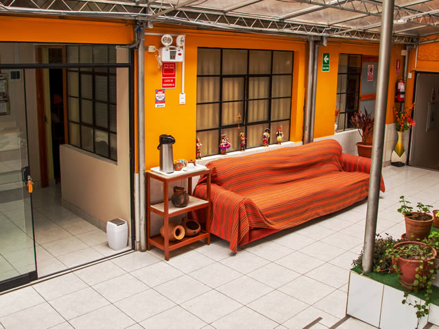 Exterior del Hostal